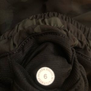 Sold Do Not Buy!!!! Lululemon Hotty Hot shorts